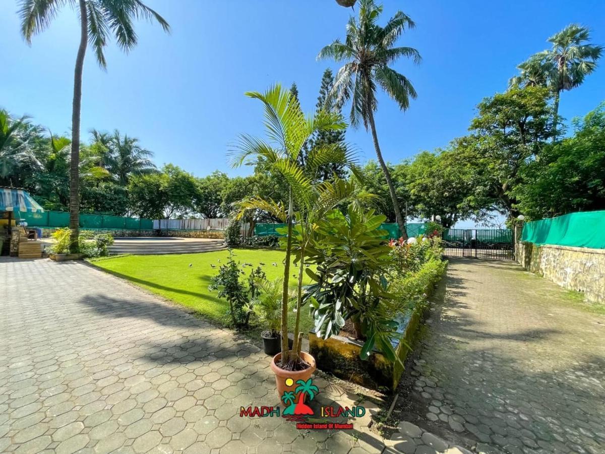 Villa By The Sea Mumbai  Buitenkant foto