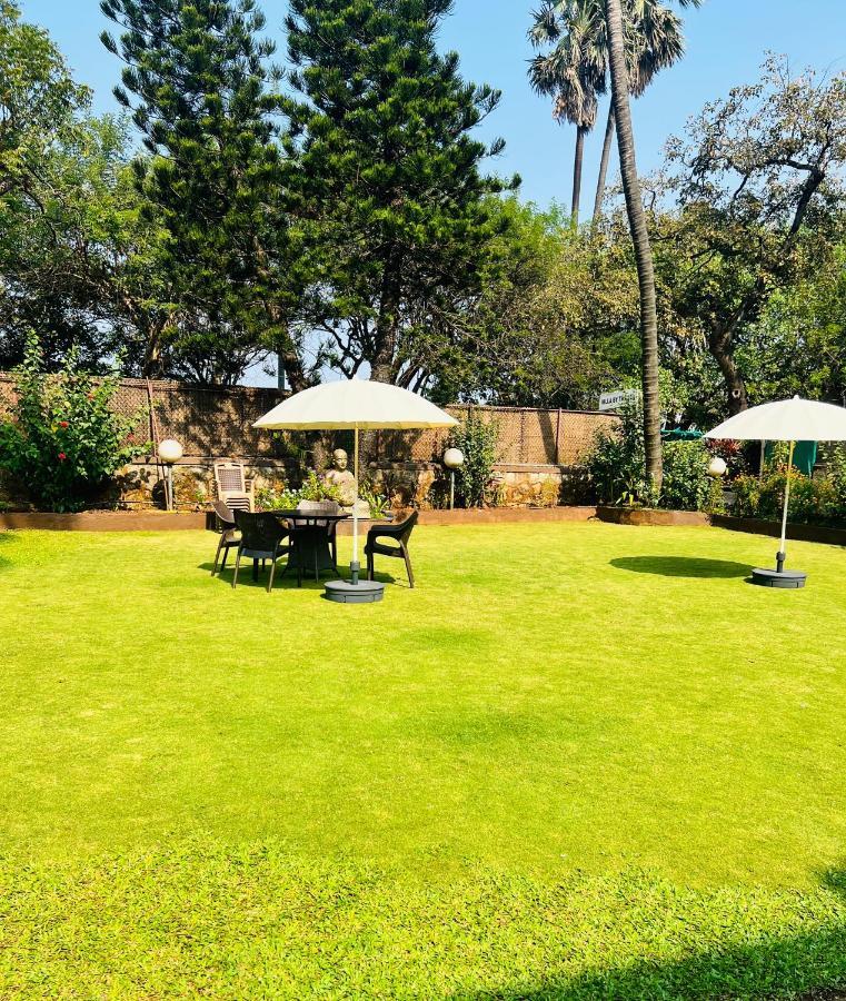 Villa By The Sea Mumbai  Buitenkant foto